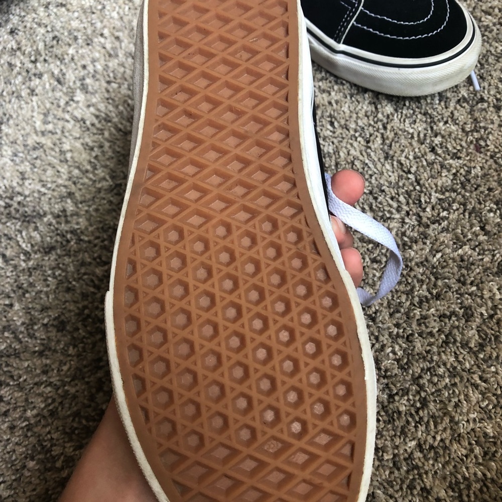 Vans - Picture 5 of 5